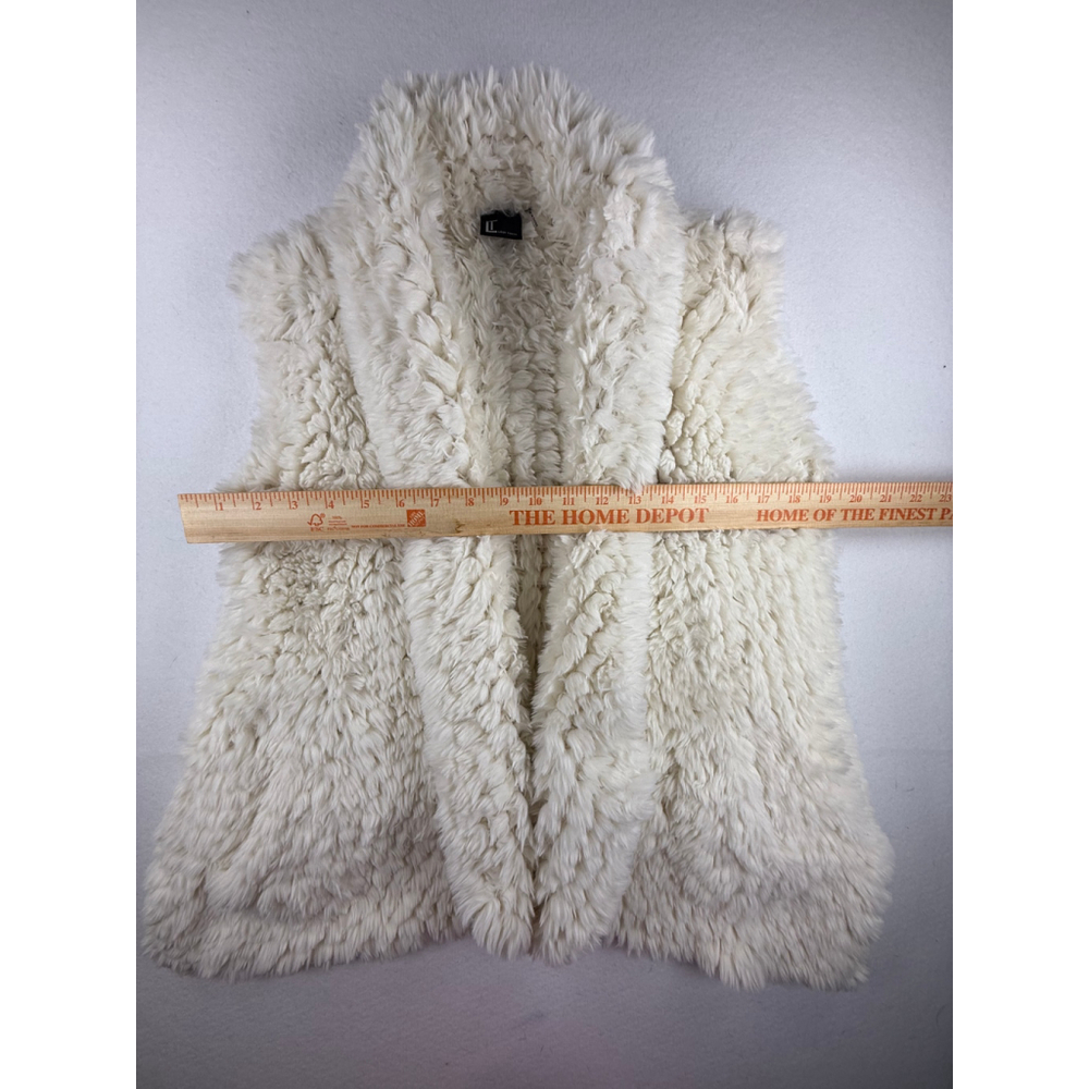 Love Token Faux Fur Vest Women’s S Cream White Fluffy Layering - Picture 3 of 8